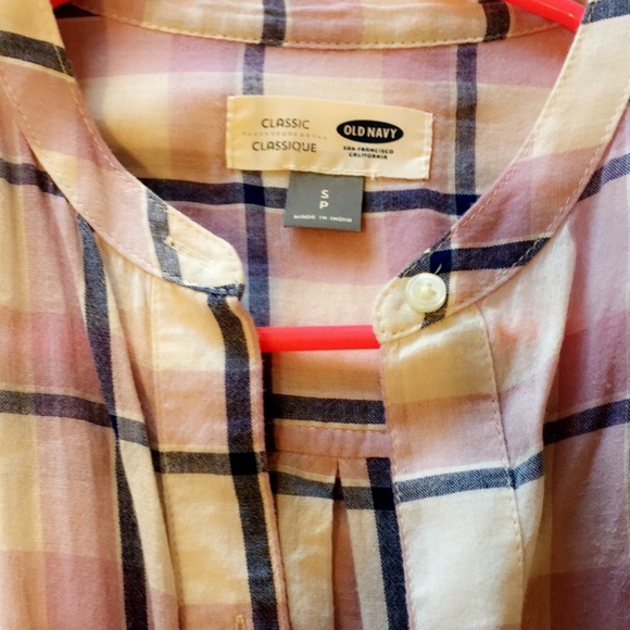 Plaid tunic top from Old Navy - Picture 3 of 4